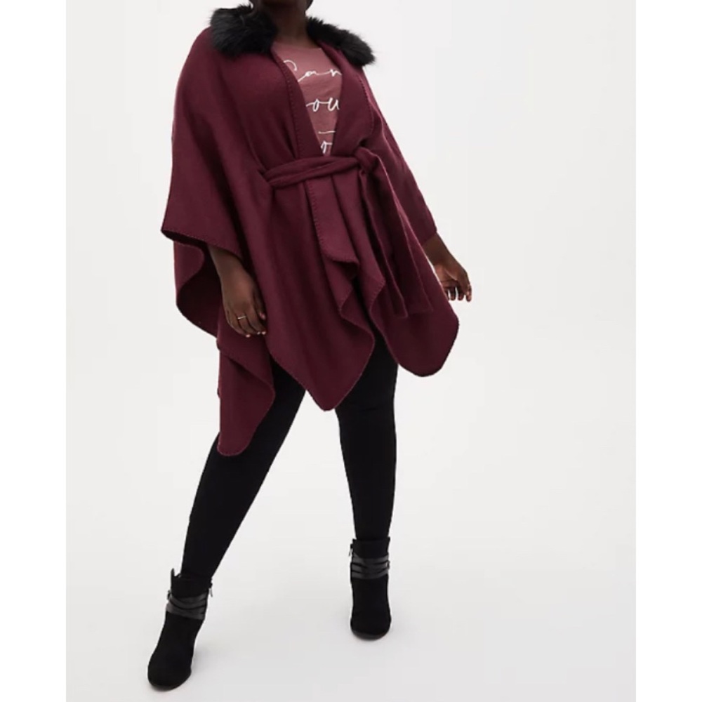 🆕 Burgundy Purple Faux Fur Collar Self Tie Ruana NWT Torrid New!